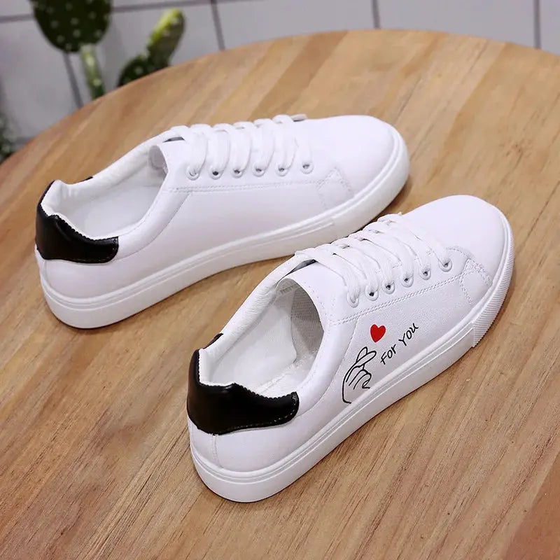 Zapatillas De correr transpirables blancas a la moda para Mujer, nuevas zapatillas informales con cordones y flores bordadas para primavera y otoño MedSurgery Store For Digital Health